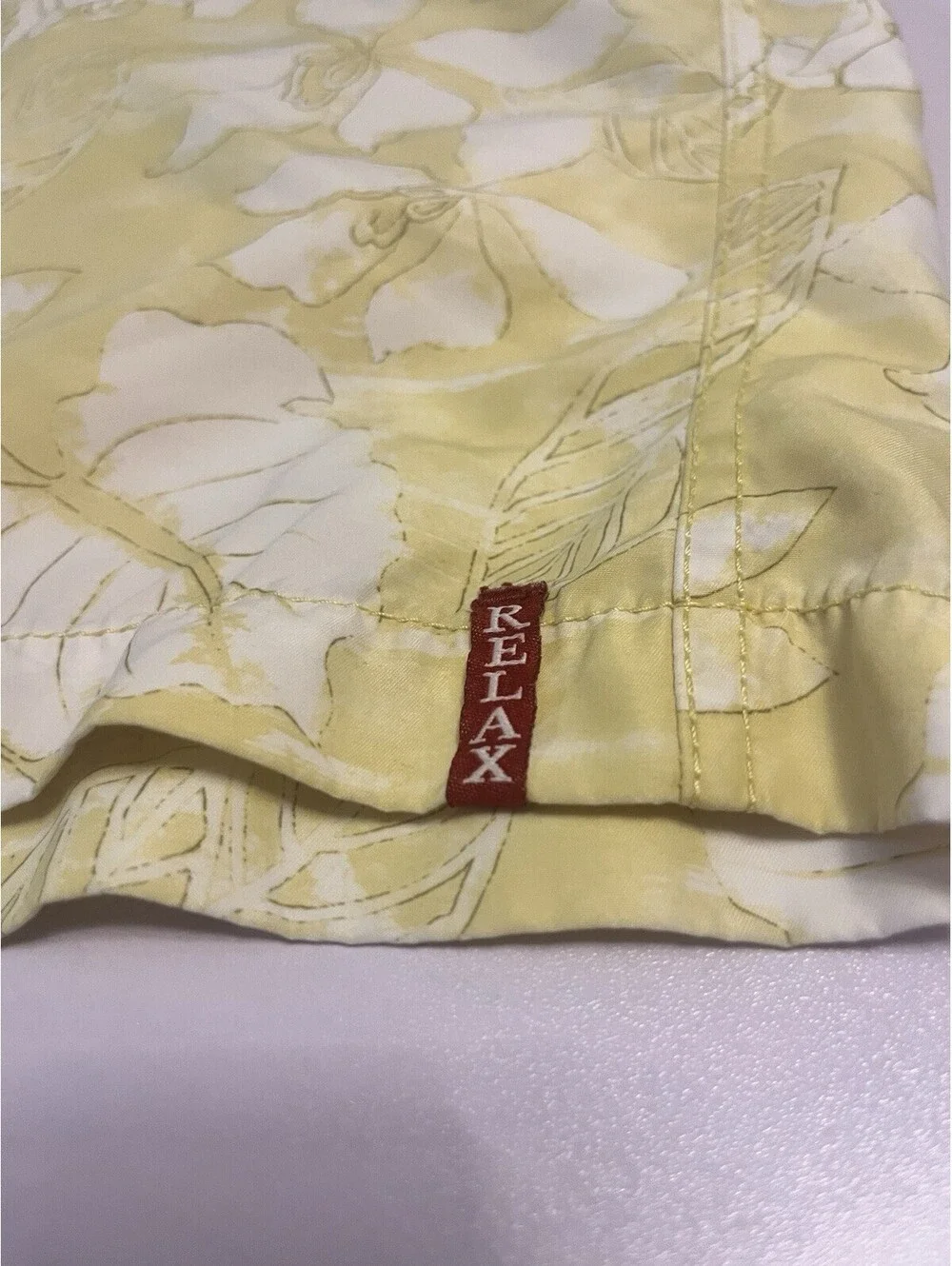 Tommy Bahama Relax Swim Trunks Mens 2XL Yellow Tropical Floral Board Shorts